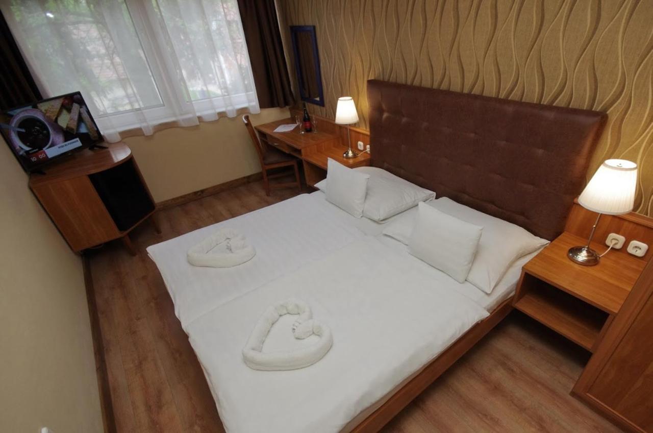 Aqua Hotel Gyula Luaran gambar
