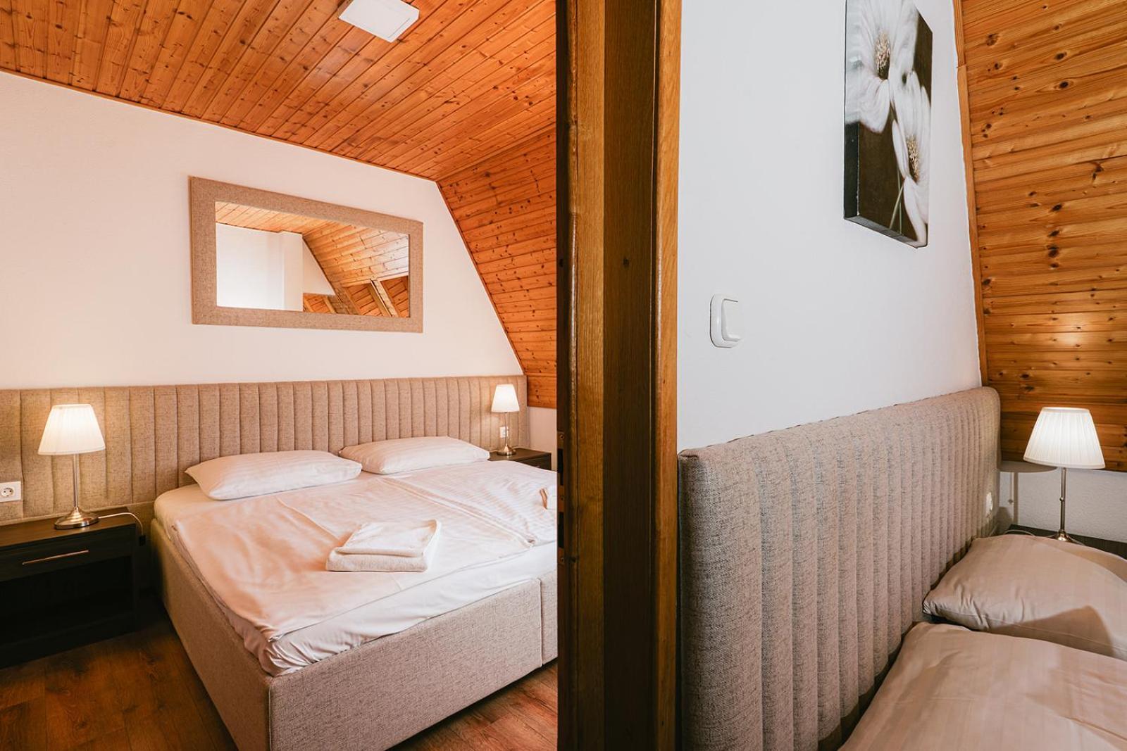 Aqua Hotel Gyula Luaran gambar