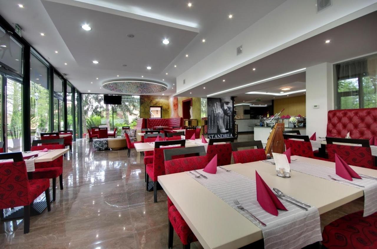 Aqua Hotel Gyula Luaran gambar